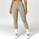 Load image into Gallery viewer, Mevi - Legginsy sportowe Beżowy
